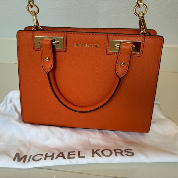 Michael Kors Handbags - Michael Kors Quinn Saffiano Orange Leather Purse new with dust bag.